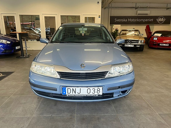 Renault Laguna 2 of 16