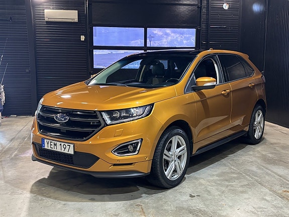 Ford Edge 3 of 27