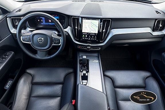 Volvo XC60 13 of 30