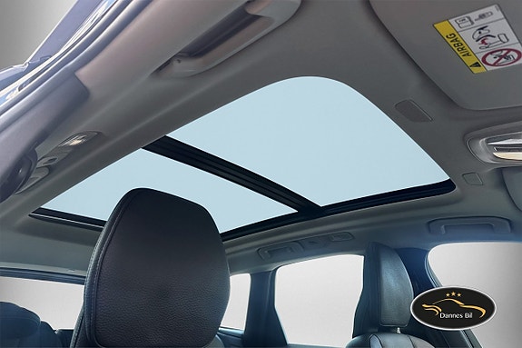 Volvo XC60 12 of 30