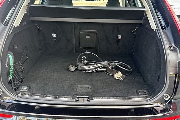 Volvo XC60 18 of 30