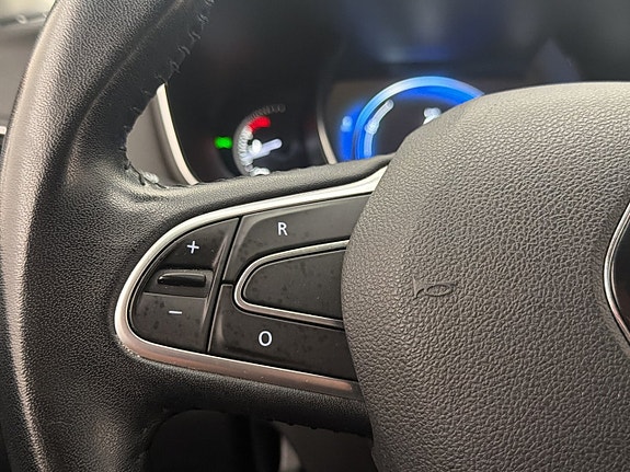 Renault Megane 21 of 28