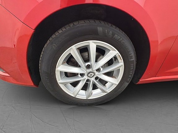 Renault Megane 25 of 28
