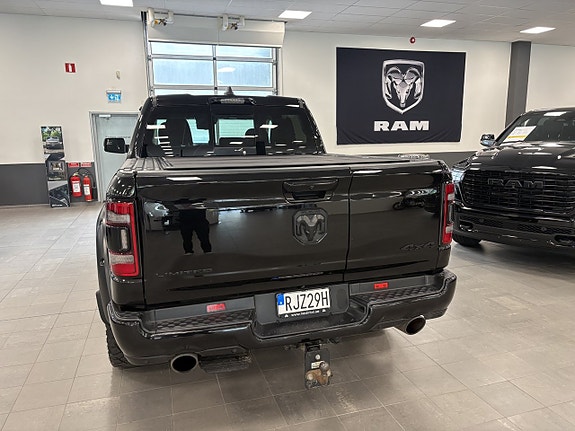 RAM 1500 5 of 12