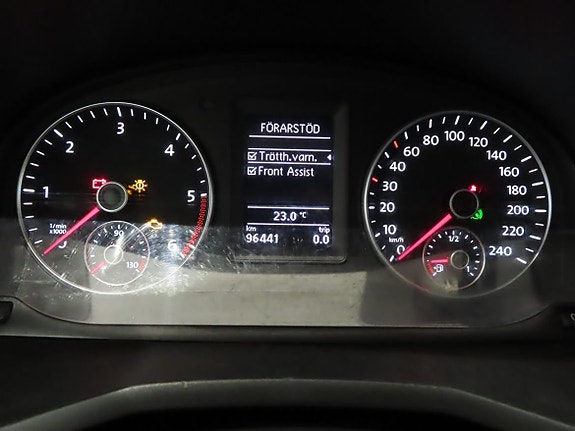 Volkswagen Caddy 11 of 15