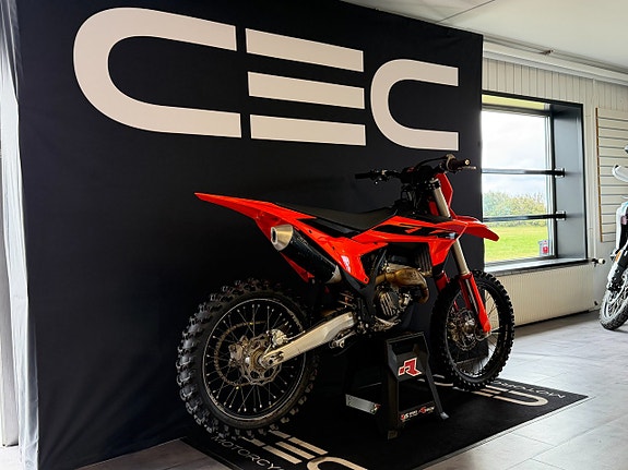 KTM SXF 250 3 of 6