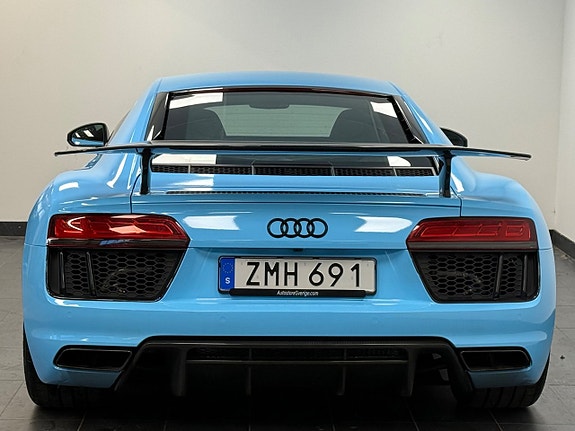 Audi R8 7 of 19
