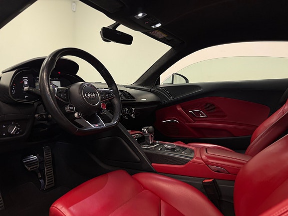 Audi R8 17 of 19