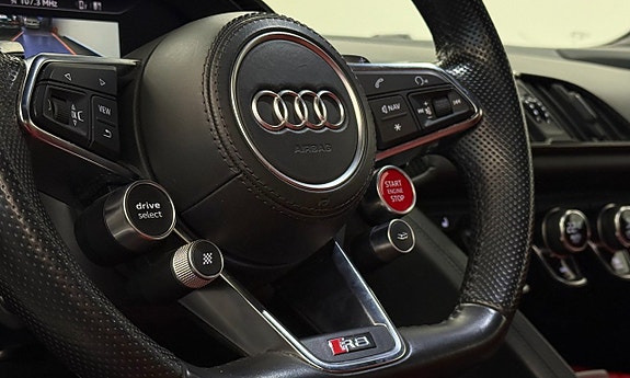 Audi R8 15 of 19