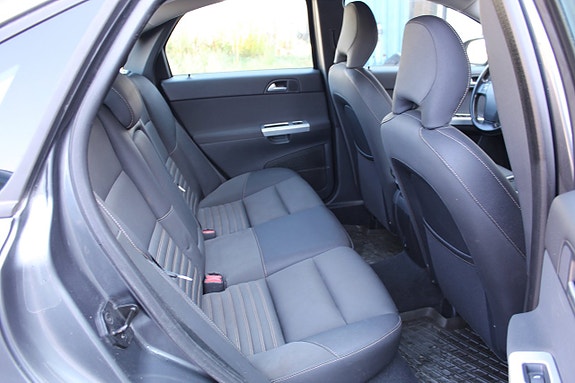 Volvo S40 5 of 8