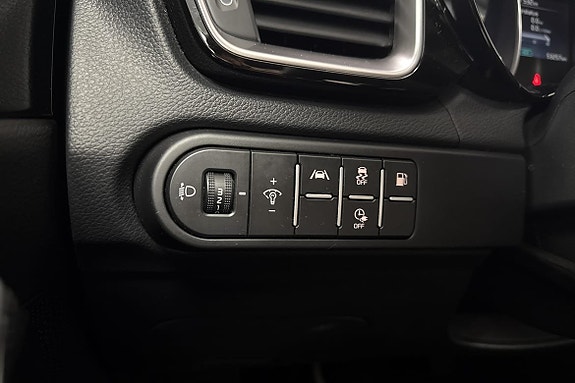Kia Ceed 10 of 19
