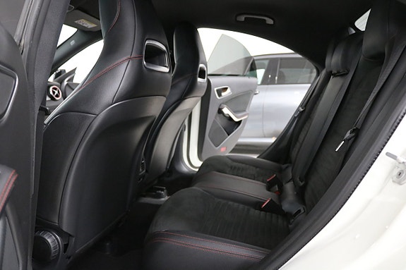 Mercedes-Benz CLA180 d 18 of 30