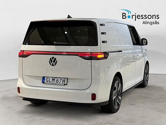 Volkswagen ID. Buzz 3 of 12