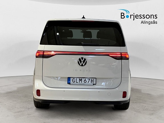 Volkswagen ID. Buzz 4 of 12