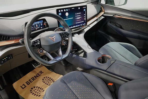 Cupra Tavascan 9 of 27