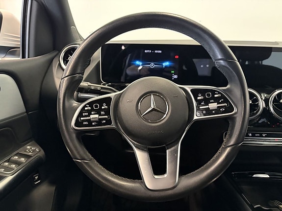Mercedes-Benz B180 12 of 19