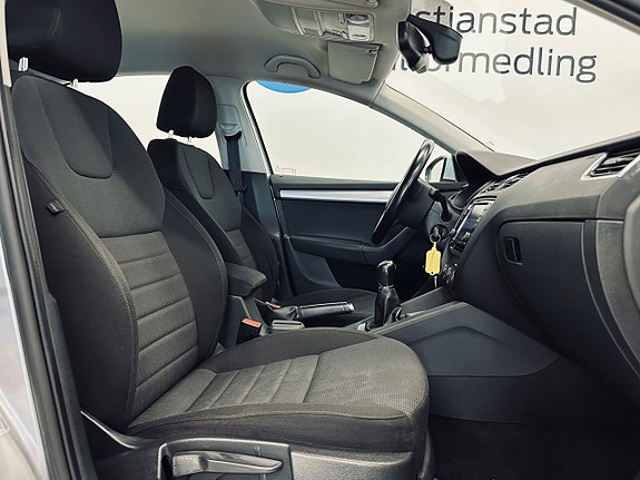 Skoda Octavia 9 of 12
