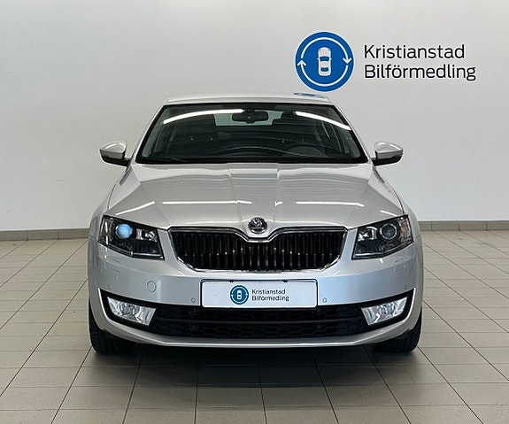 Skoda Octavia 6 of 12