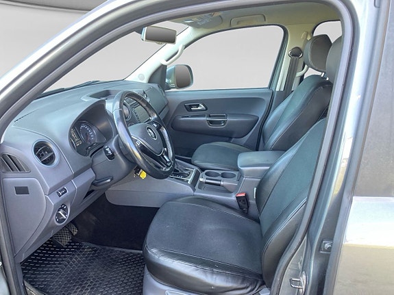 Volkswagen Amarok 6 of 13