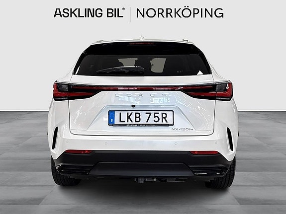 Lexus NX450h+ 5 of 9