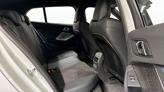 BMW 120 5 of 9