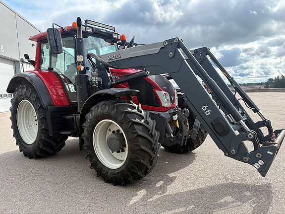 Valtra N163 Direct / Lastare / Frontlyft / Front PTO 4 of 10