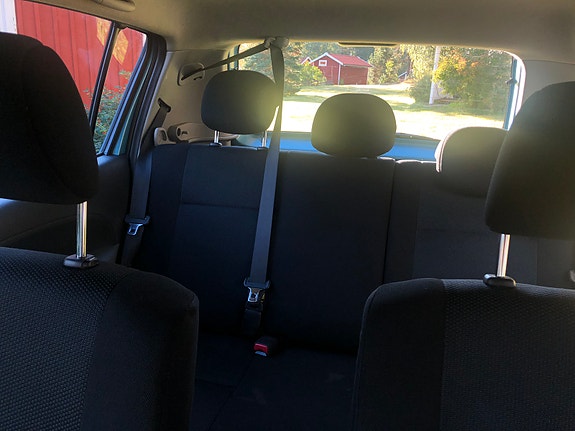 Subaru Justy 9 of 12