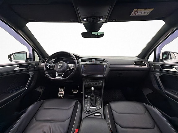 Volkswagen Tiguan 14 of 30