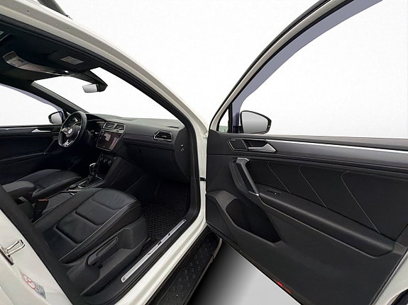 Volkswagen Tiguan 29 of 30