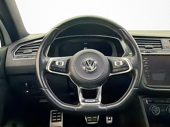 Volkswagen Tiguan 15 of 30