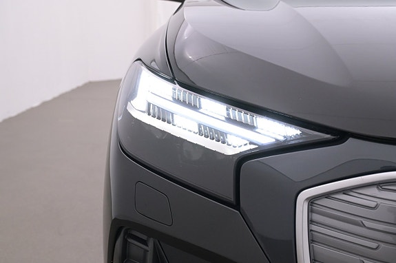 Audi Q4 e-tron 26 of 27