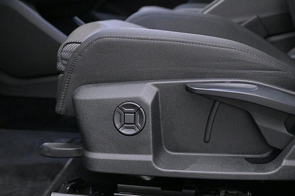 Audi Q4 e-tron 12 of 27