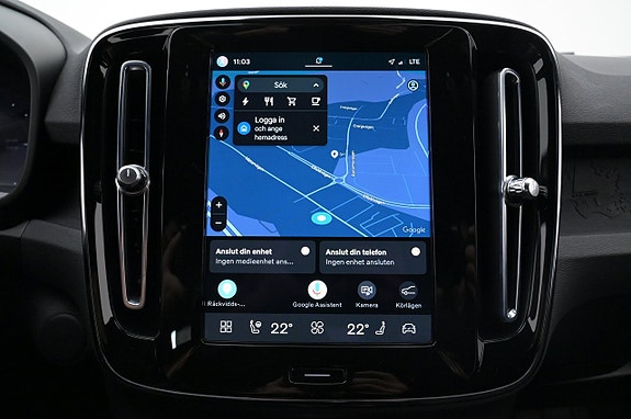 Volvo XC40 11 of 27