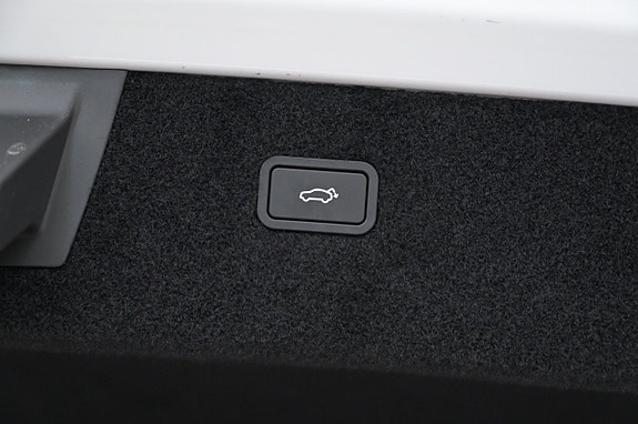 Polestar 4 24 of 27