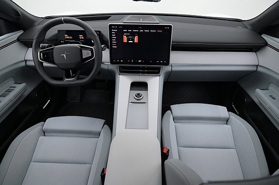 Polestar 4 6 of 27