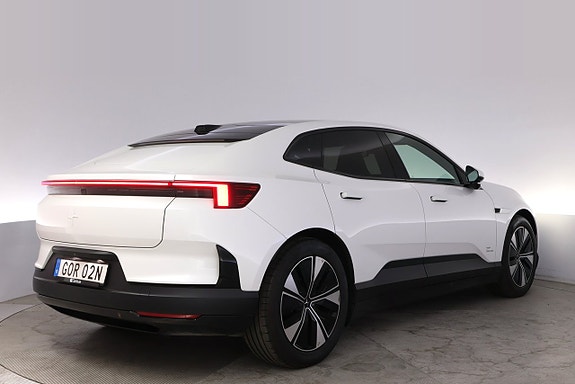 Polestar 4 5 of 27