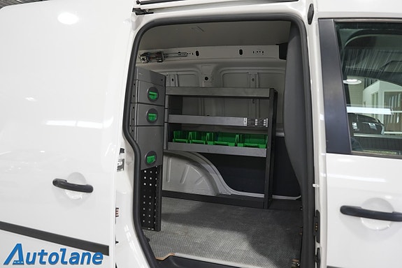 Volkswagen Caddy 16 of 30
