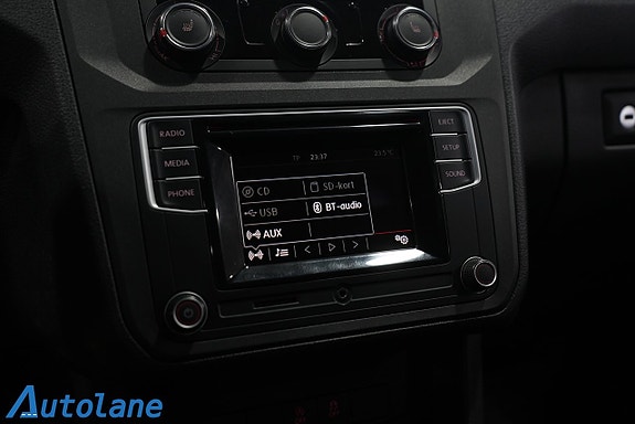 Volkswagen Caddy 24 of 30