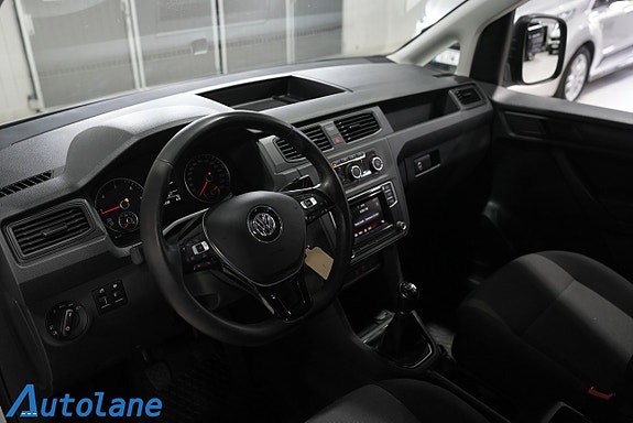 Volkswagen Caddy 18 of 30