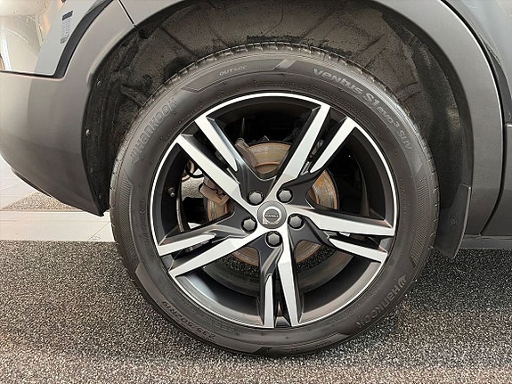 Volvo XC40 22 of 26