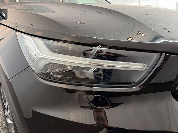 Volvo XC40 10 of 26