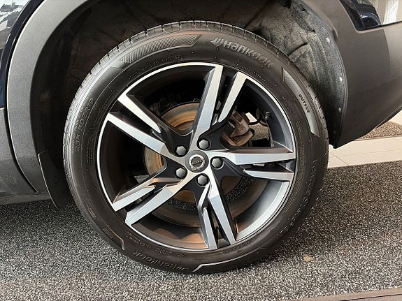 Volvo XC40 25 of 26
