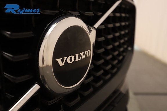 Volvo XC60 6 of 25