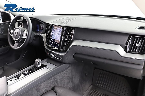 Volvo XC60 22 of 25