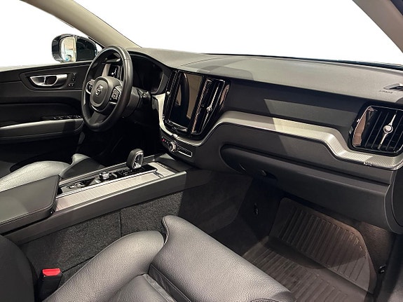 Volvo XC60 4 of 22