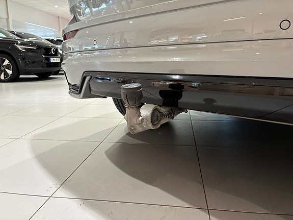 Volvo XC60 16 of 22