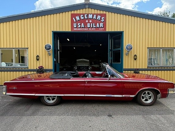 Lincoln Continental 16 of 22