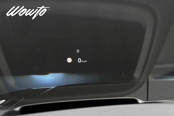 Land Rover Range Rover Sport 21 of 26