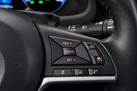 Nissan Leaf 16 of 18