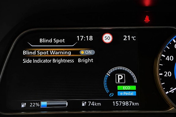 Nissan Leaf 18 of 18
